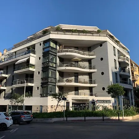 Apartament With Terrace In Port 6484 - Happy Antibes